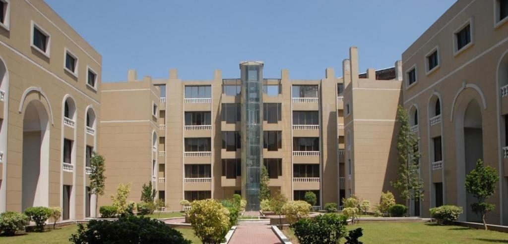 Avari Xpress, Islamabad Rawalpindi Buitenkant foto